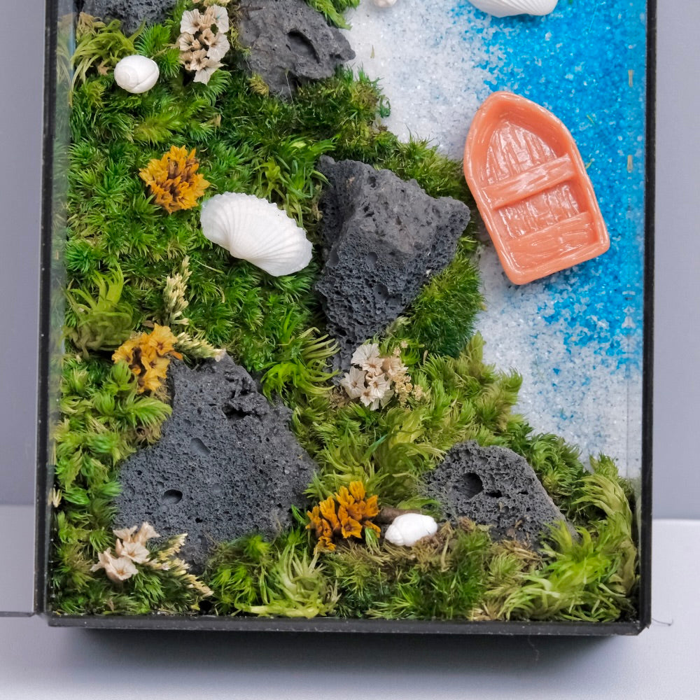 Coastal Moss Wall Art – Preserved Moss & Ocean Scene | Black Glass Frame