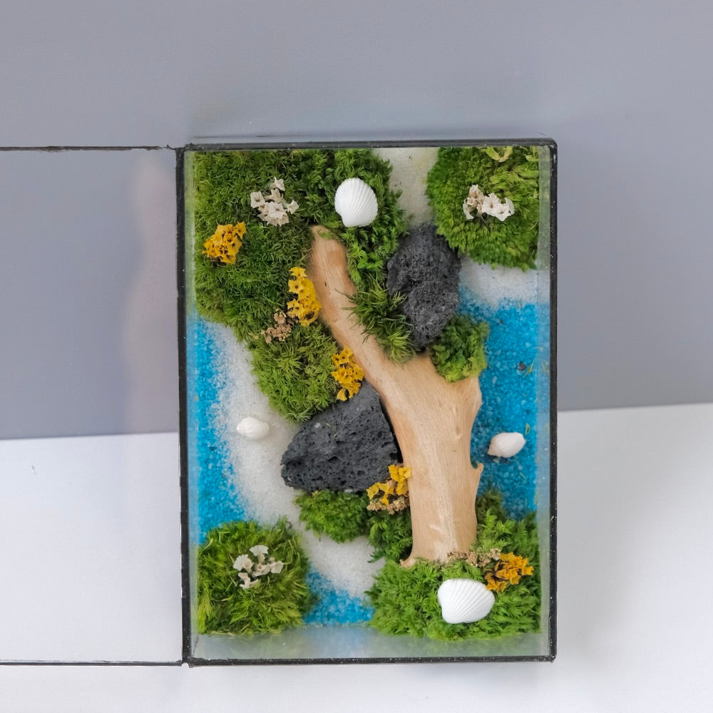 Forest Stream Moss Wall Art – Natural Driftwood & Preserved Moss | Black Glass Frame