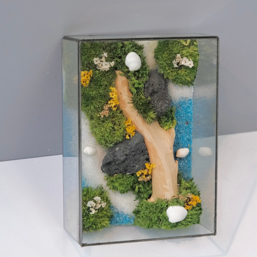 Forest Stream Moss Wall Art – Natural Driftwood & Preserved Moss | Black Glass Frame
